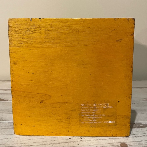 Wooden Silverware Caddy With Metal Star - Picture 6 of 8